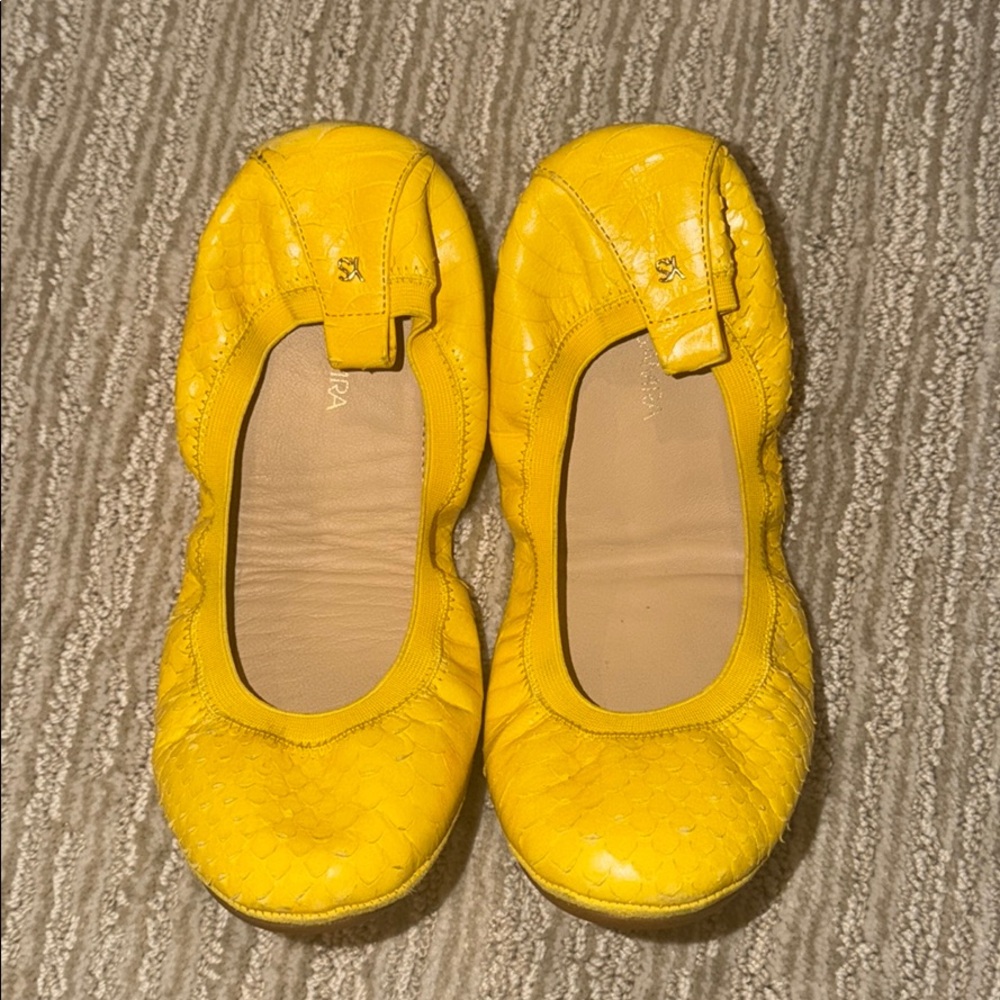 Yosi Samra Flats Yellow